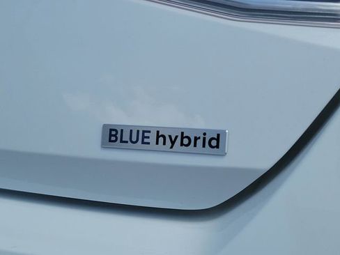 New 2026 Hyundai Elantra Hybrid FWD image 27