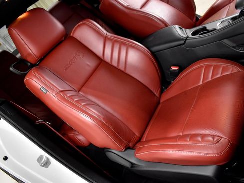 Used 2023 Dodge Challenger SRT Hellcat w/ Driver Convenience Group RWD image 32