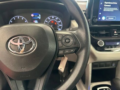 Used 2024 Toyota Corolla Cross L AWD/4WD image 20