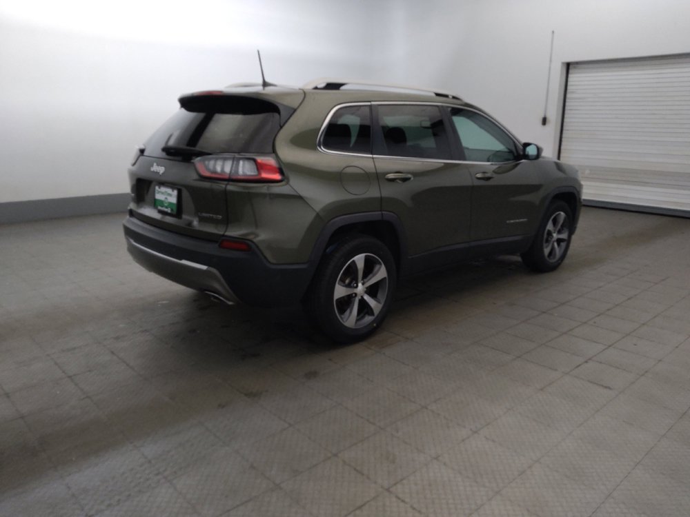 Used 2019 Jeep Cherokee Limited AWD/4WD image 10