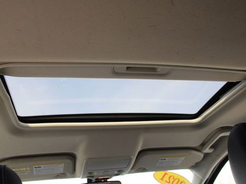 Used 2021 Ford EcoSport Titanium image 27