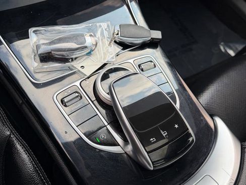 Used 2016 Mercedes-Benz C 300 4MATIC Sedan image 24