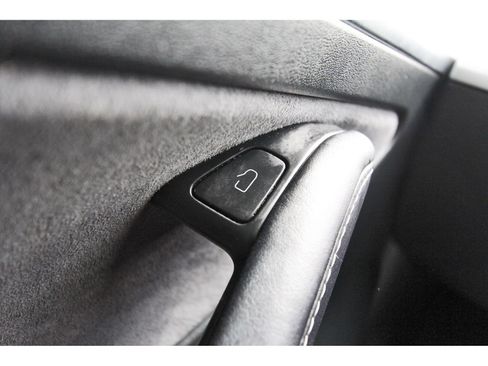 Used 2023 Tesla Model 3 Standard Range RWD image 17