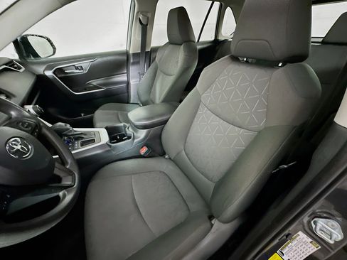 Used 2024 Toyota RAV4 XLE image 13