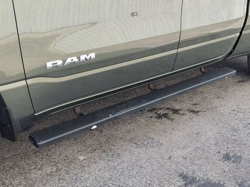 Used 2021 RAM 1500 Big Horn AWD/4WD image 35