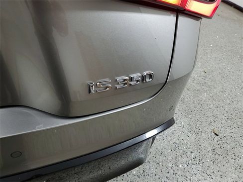 Used 2022 Lexus IS 350 F Sport image 5