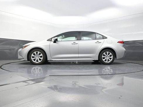 Used 2024 Toyota Corolla LE FWD image 34