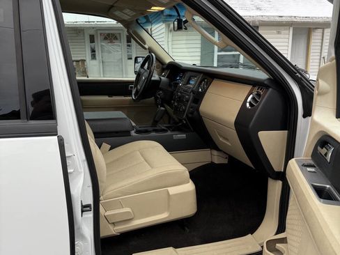 Used 2015 Ford Expedition EL XL w/ Equipment Group 101A image 8