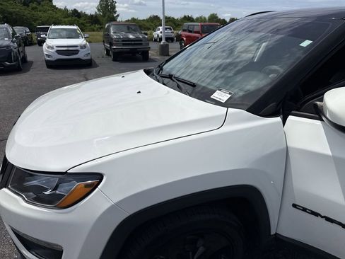 Used 2021 Jeep Compass Latitude w/ Sun and Sound Group FWD image 37