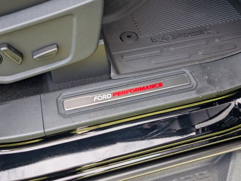 New 2025 Ford Bronco Raptor image 7