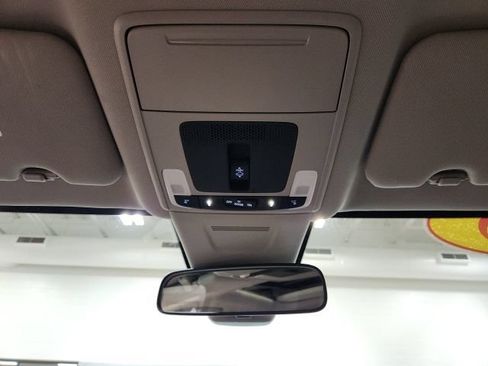 Used 2025 Honda CR-V EX image 17