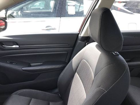 Certified 2024 Nissan Altima 2.5 SV FWD image 22