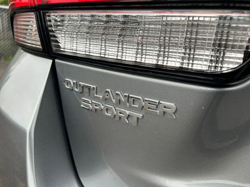 Used 2025 Mitsubishi Outlander Sport SE AWD/4WD image 34