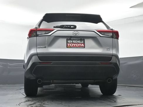 Certified 2023 Toyota RAV4 LE AWD/4WD image 29