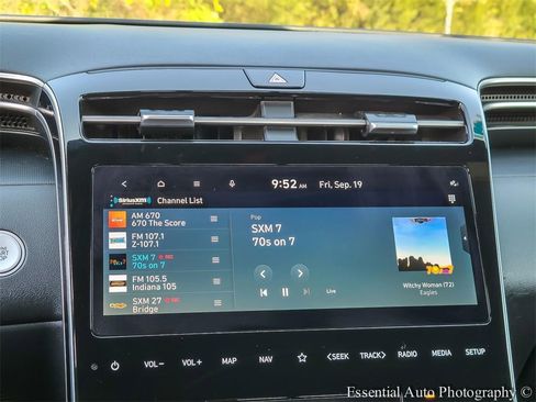 Used 2023 Hyundai Santa Cruz SEL Premium image 21