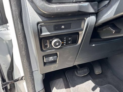 Used 2025 Ford F150 STX w/ Equipment Group 200A RWD image 20