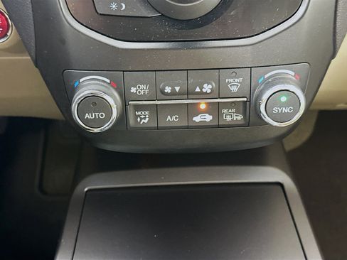 Used 2015 Acura RDX AWD image 22