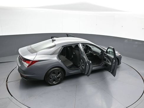 Certified 2023 Hyundai Elantra SEL FWD image 44