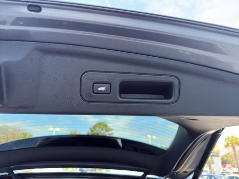 Certified 2024 Acura MDX w/Advance Package image 13