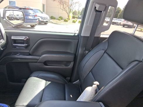 Used 2018 Chevrolet Silverado 1500 LT w/ All Star Edition image 10