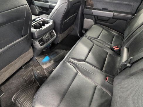 Used 2022 Ford F150 Lariat w/ Equipment Group 502A High AWD/4WD image 19