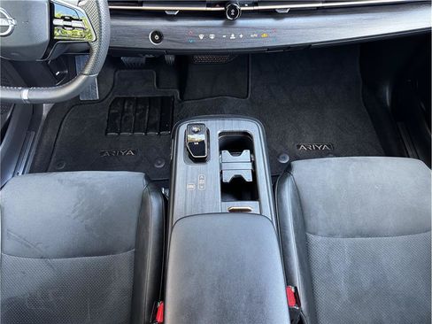 Used 2024 Nissan Ariya AWD image 26