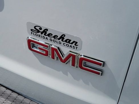 Used 2020 GMC Savana 2500 Extended w/ Enhanced Convenience Package RWD image 6