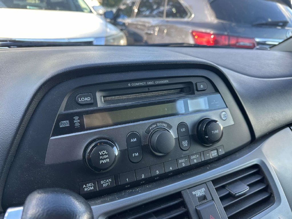 Used 2005 Honda Odyssey EX image 19