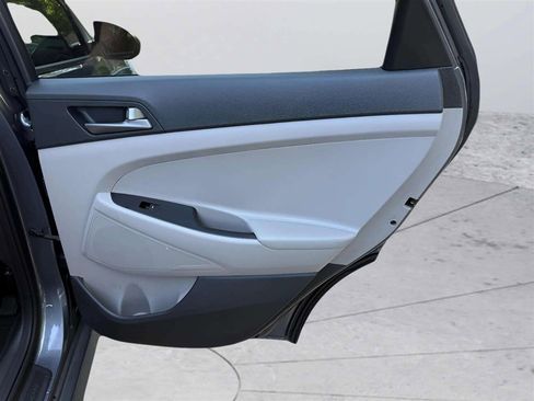 Used 2018 Hyundai Tucson SE FWD image 20