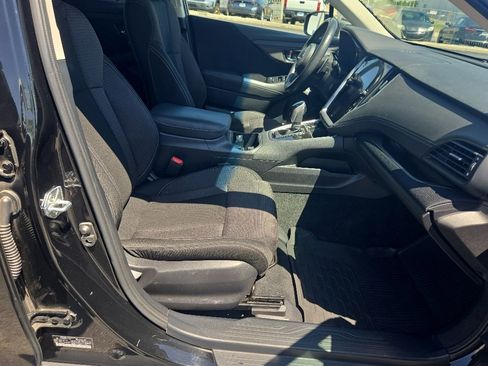 Used 2022 Subaru Outback Premium AWD/4WD image 29