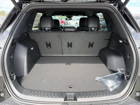 New 2027 GMC Terrain Elevation w/ Elevation Premium Package FWD image 23
