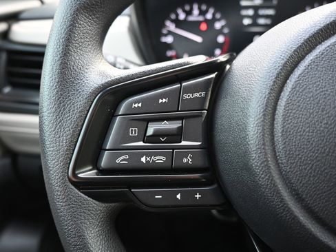 Certified 2025 Subaru Forester image 18