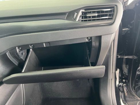 Used 2024 Ford Escape ST-Line image 25