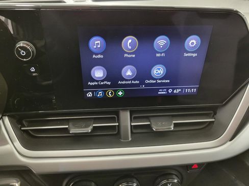 Used 2024 Chevrolet Trax LS w/ LS Convenience Package FWD image 7