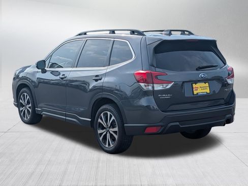 Used 2023 Subaru Forester Limited AWD/4WD image 5