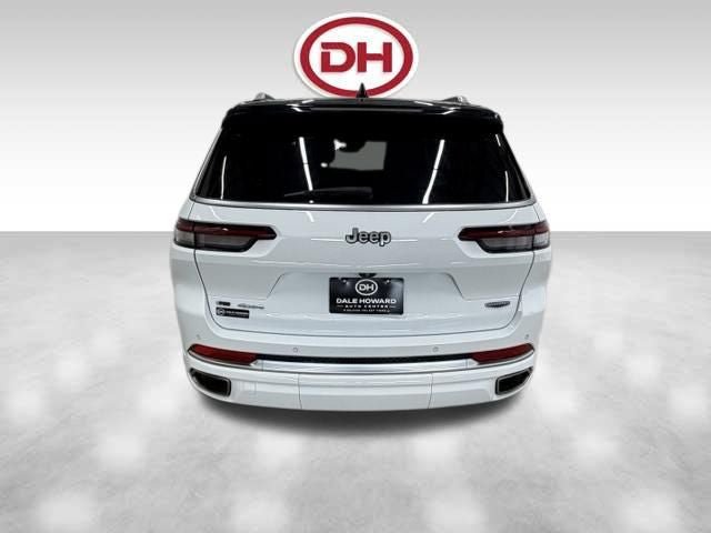 Used 2021 Jeep Grand Cherokee L Summit w/ Luxury Tech Group V AWD/4WD image 11