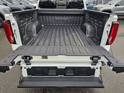 New 2026 GMC Sierra 1500 AT4X image 13