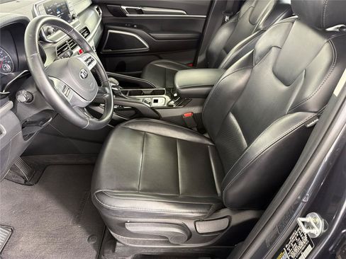 Used 2021 Kia Telluride LX FWD image 7