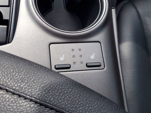 Used 2021 Toyota Camry XSE FWD image 27