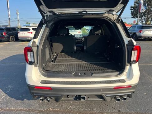 Used 2025 Ford Explorer ST AWD/4WD image 34