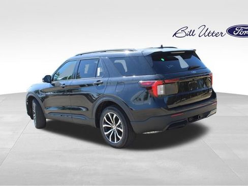 New 2026 Ford Explorer ST-Line RWD image 4