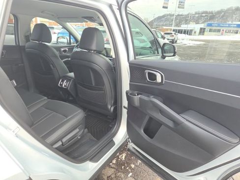 New 2026 Kia Sorento EX image 18