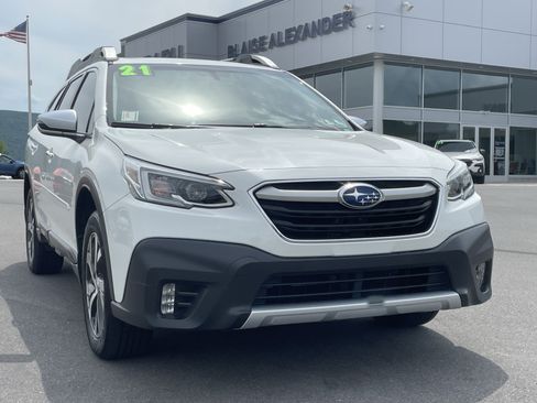 Used 2021 Subaru Outback Touring w/ Popular Package #2 AWD/4WD image 1