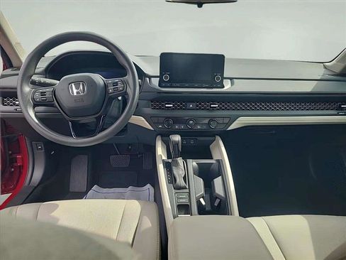 Used 2024 Honda Accord EX image 11