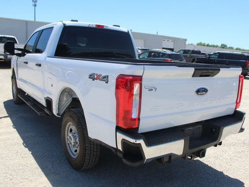 Used 2024 Ford F250 XL w/ XL Chrome Package AWD/4WD image 4