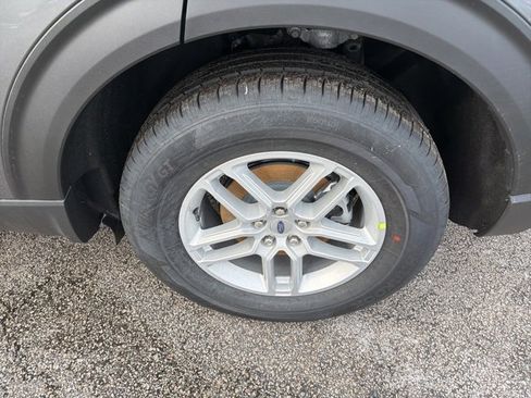 New 2026 Ford Explorer Active image 6