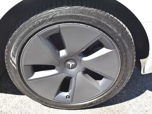Used 2022 Tesla Model 3 RWD image 44