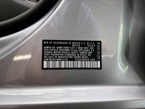 Used 2024 Volkswagen Jetta SE FWD image 33