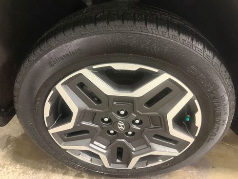 Used 2023 Hyundai Santa Fe SEL Premium image 8