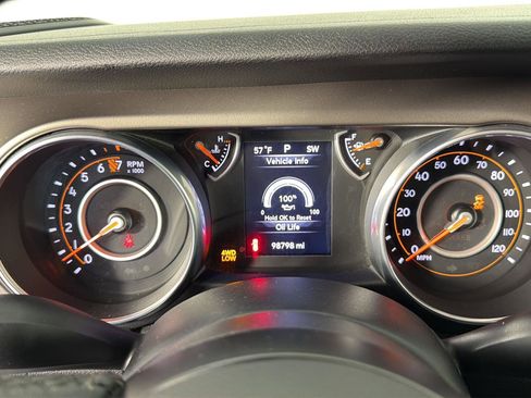 Used 2018 Jeep Wrangler Sport AWD/4WD image 36